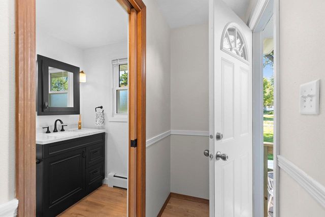 406 ST JUDE STREET, Green Bay, WI 54303
