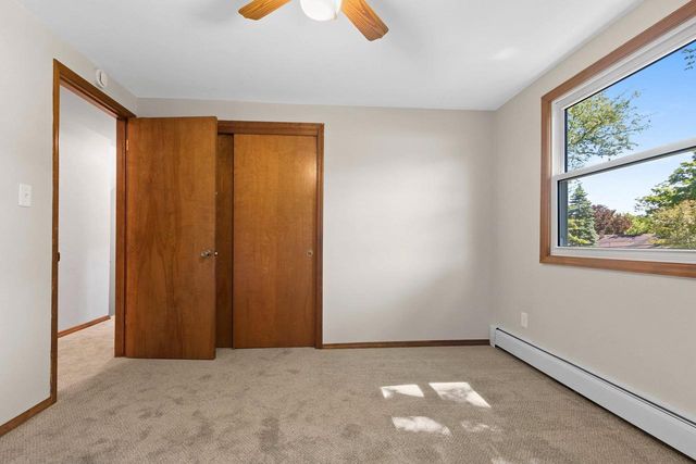406 ST JUDE STREET, Green Bay, WI 54303