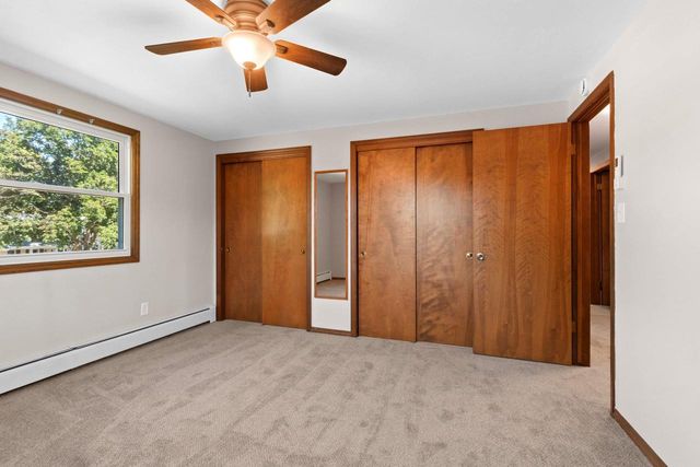 406 ST JUDE STREET, Green Bay, WI 54303