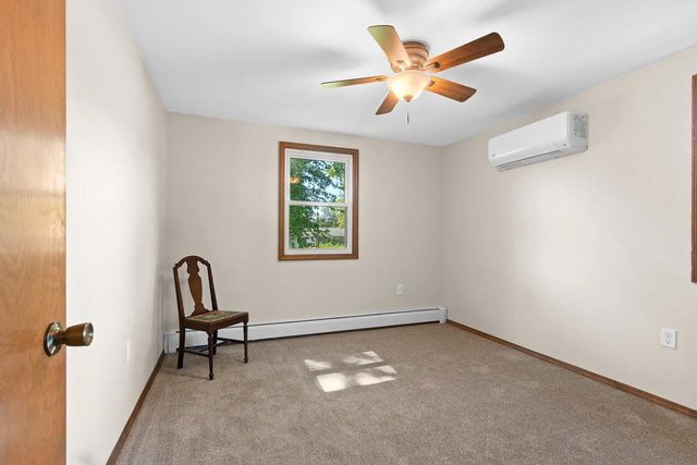 406 ST JUDE STREET, Green Bay, WI 54303