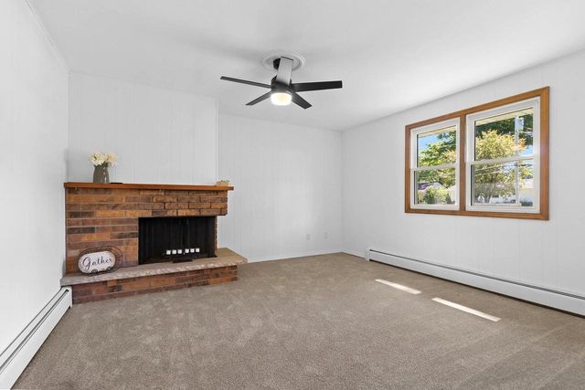 406 ST JUDE STREET, Green Bay, WI 54303