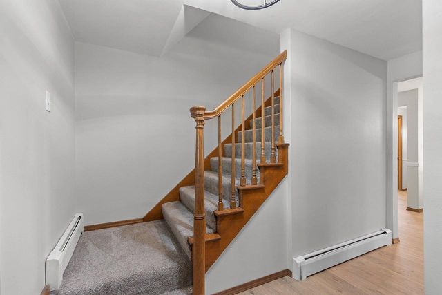 406 ST JUDE STREET, Green Bay, WI 54303