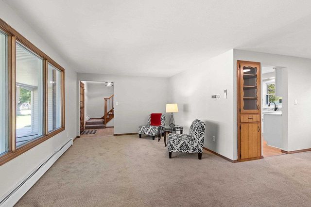 406 ST JUDE STREET, Green Bay, WI 54303