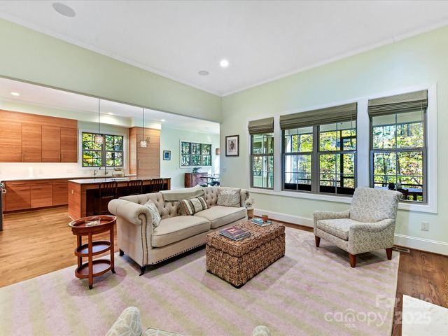 18806 Fore Sail Court, Cornelius, NC 28031