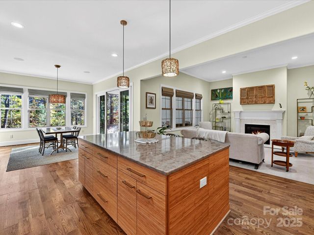 18806 Fore Sail Court, Cornelius, NC 28031