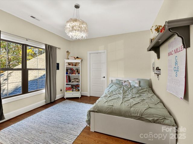 18806 Fore Sail Court, Cornelius, NC 28031