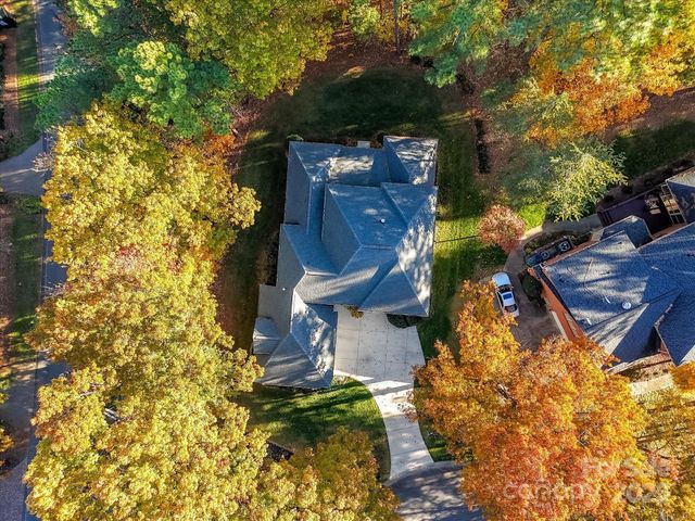 18806 Fore Sail Court, Cornelius, NC 28031