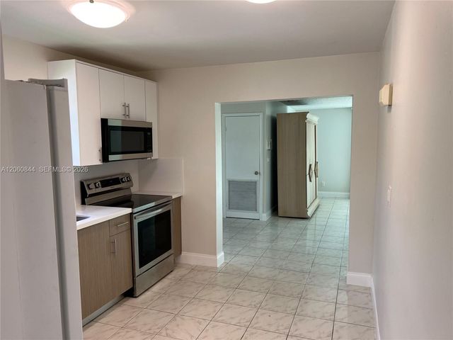 421 NW 57th Court 1, Miami, FL 33126