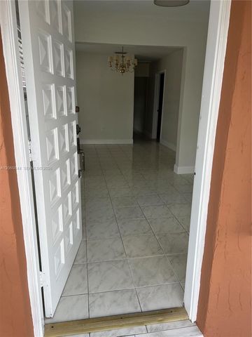 421 NW 57th Court 1, Miami, FL 33126