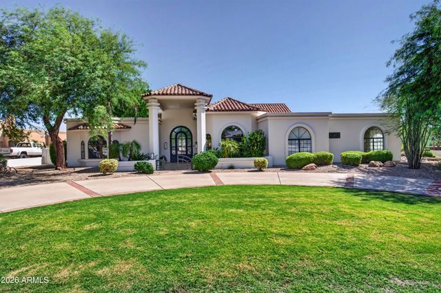 10541 E WINDROSE Drive, Scottsdale, AZ 85259