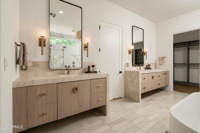 10541 E WINDROSE Drive, Scottsdale, AZ 85259
