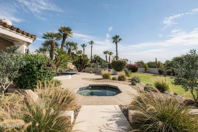 10541 E WINDROSE Drive, Scottsdale, AZ 85259