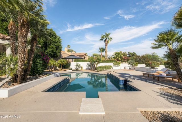 10541 E WINDROSE Drive, Scottsdale, AZ 85259