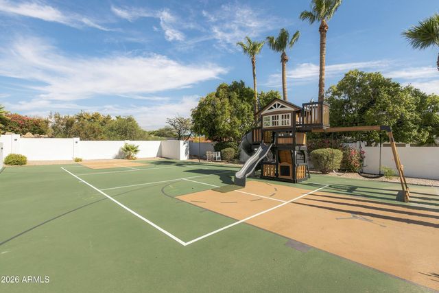 10541 E WINDROSE Drive, Scottsdale, AZ 85259