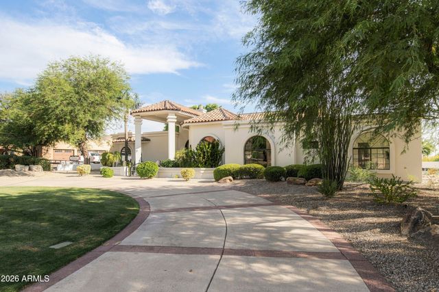 10541 E WINDROSE Drive, Scottsdale, AZ 85259