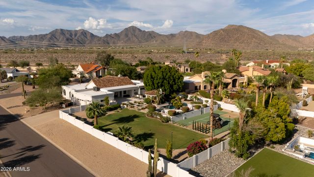 10541 E WINDROSE Drive, Scottsdale, AZ 85259