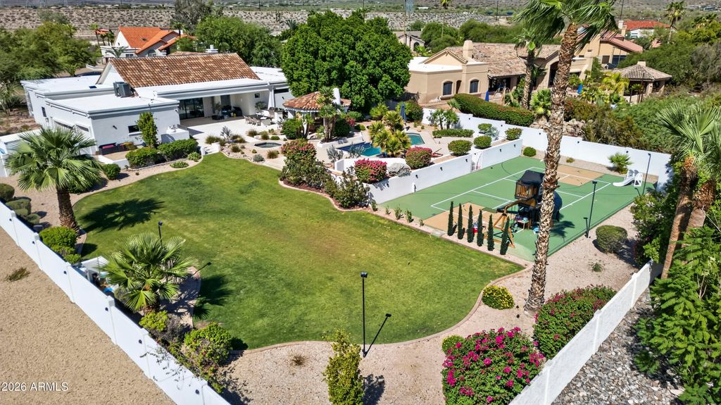 10541 E WINDROSE Drive, Scottsdale, AZ 85259