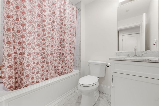 374-398 Bunker Hill St 307, Boston, MA 02129