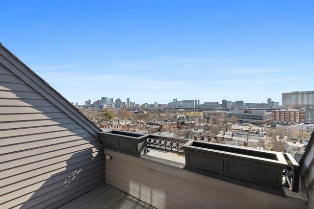 374-398 Bunker Hill St 307, Boston, MA 02129