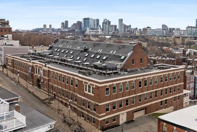 374-398 Bunker Hill St 307, Boston, MA 02129