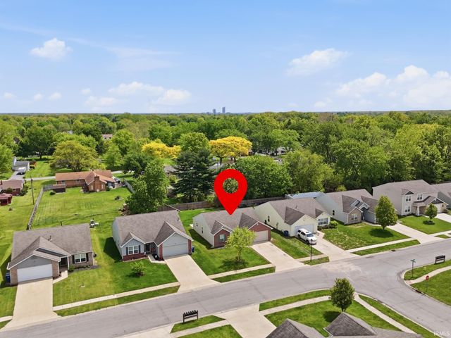 2504 Grand Canyon Corridor, Fort Wayne, IN 46808