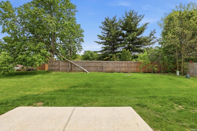 2504 Grand Canyon Corridor, Fort Wayne, IN 46808