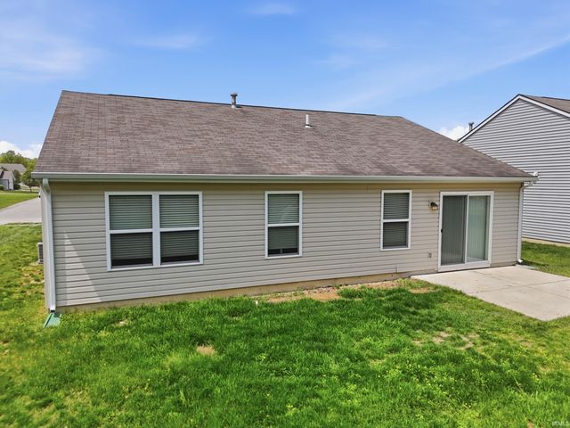 2504 Grand Canyon Corridor, Fort Wayne, IN 46808