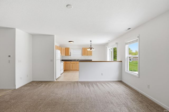 2504 Grand Canyon Corridor, Fort Wayne, IN 46808