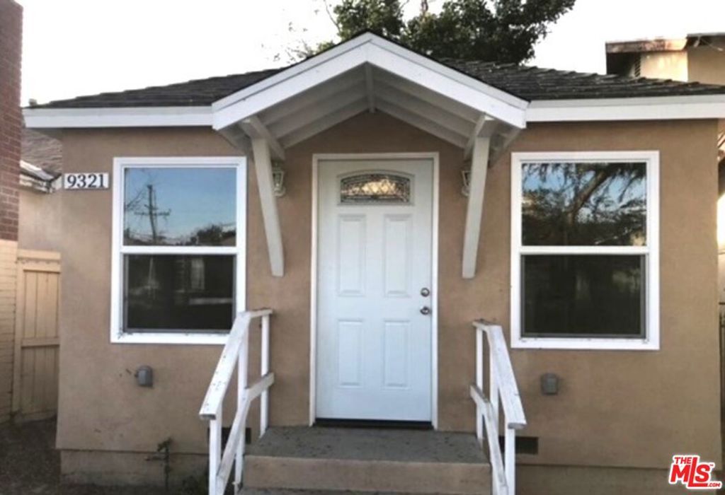 9321 Virginia Avenue, South Gate, CA 90280