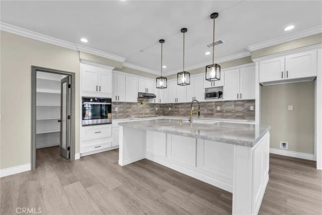 14388 Dove Canyon Drive, Riverside, CA 92503