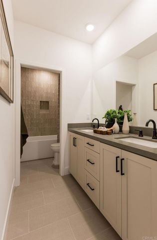 716 Miravar Place, Vista, CA 92081