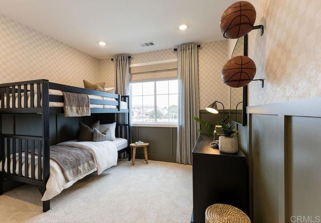 716 Miravar Place, Vista, CA 92081