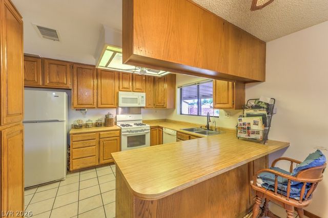 5499 East Monroe Avenue, Las Vegas, NV 89110