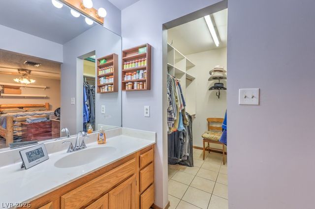 5499 East Monroe Avenue, Las Vegas, NV 89110