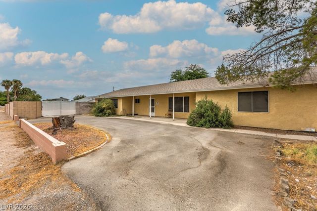 5499 East Monroe Avenue, Las Vegas, NV 89110