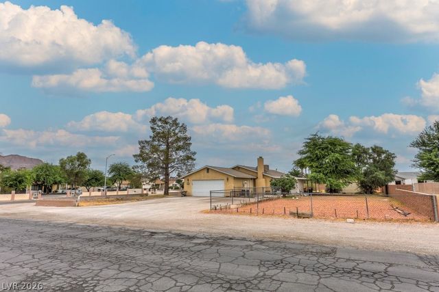 5499 East Monroe Avenue, Las Vegas, NV 89110