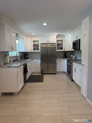 1841 Main Street, East Hartford, CT 06108