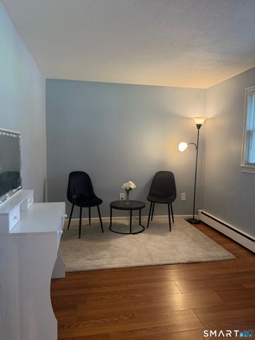 1841 Main Street, East Hartford, CT 06108