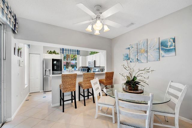 8193 Sandpiper Way, West Palm Beach, FL 33412