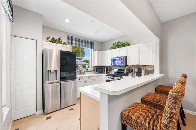 8193 Sandpiper Way, West Palm Beach, FL 33412