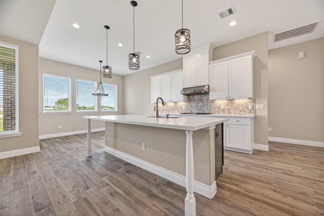 803 Lily Lane, Rosharon, TX 77583
