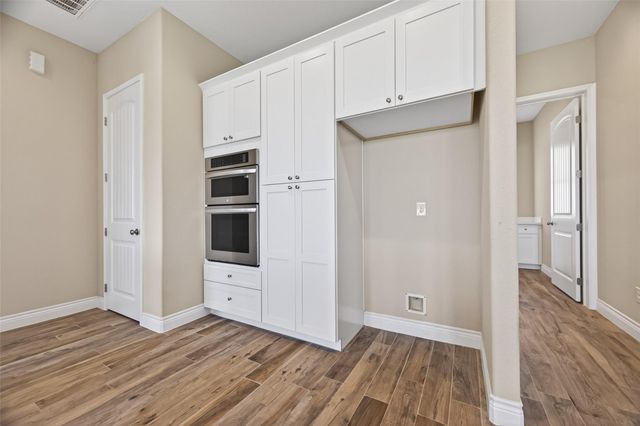 803 Lily Lane, Rosharon, TX 77583