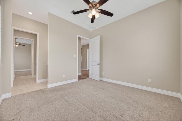 803 Lily Lane, Rosharon, TX 77583