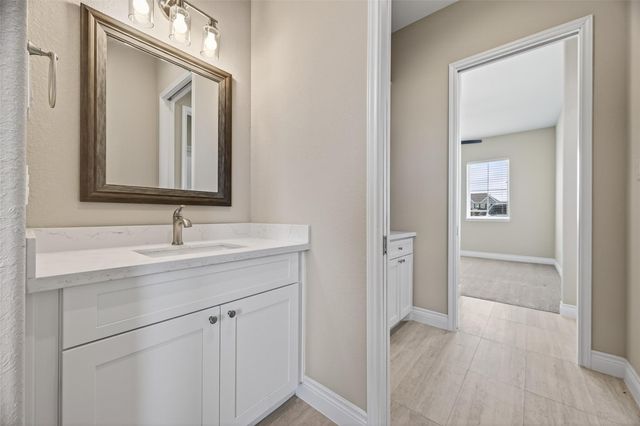 803 Lily Lane, Rosharon, TX 77583