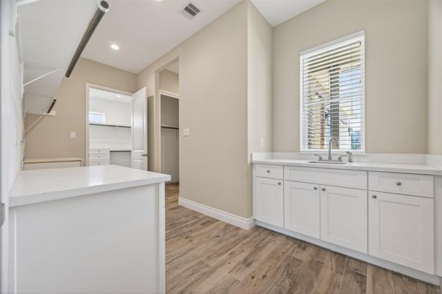803 Lily Lane, Rosharon, TX 77583