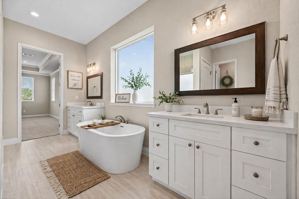 803 Lily Lane, Rosharon, TX 77583