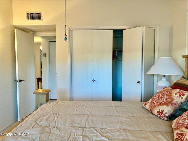 1571 W Calle De Plata, Green Valley, AZ 85622