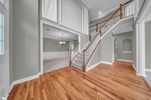102 Wynterhall Way, Simpsonville, SC 29681