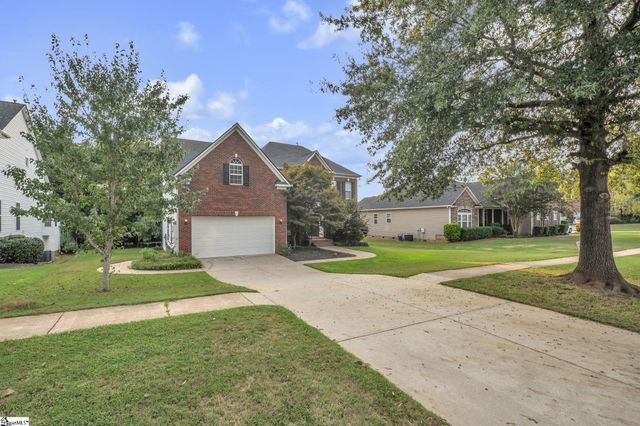 102 Wynterhall Way, Simpsonville, SC 29681