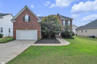102 Wynterhall Way, Simpsonville, SC 29681